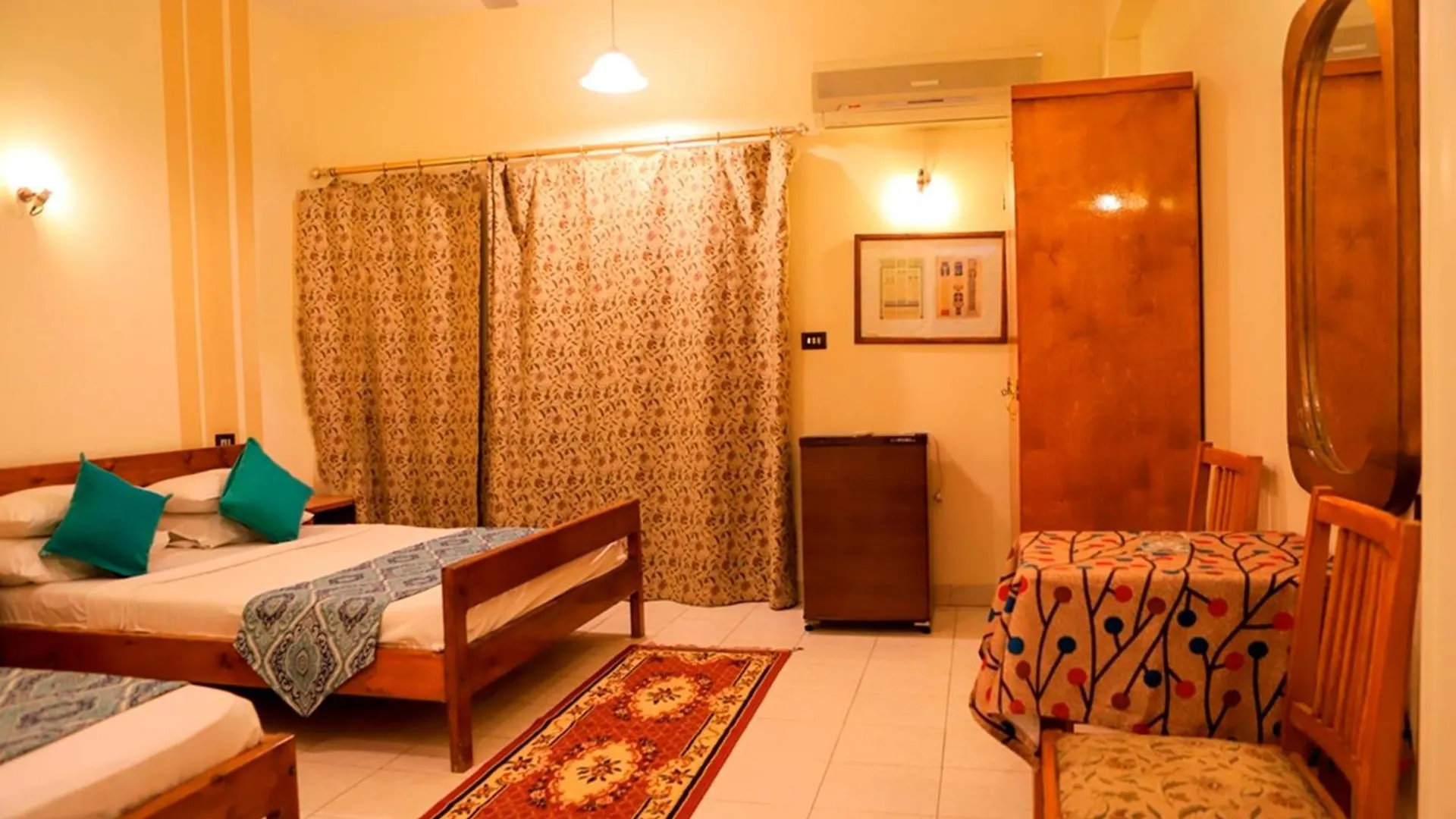 Amon Hotel Luxor